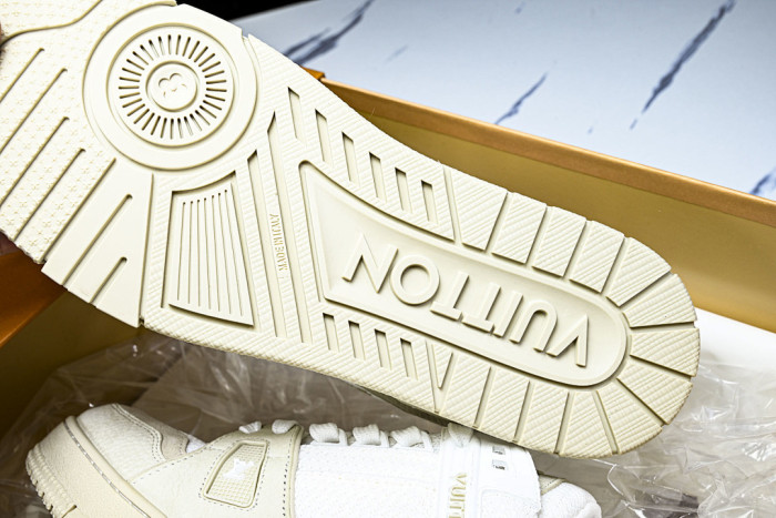LVT SNEAKERS LVSRS-0115