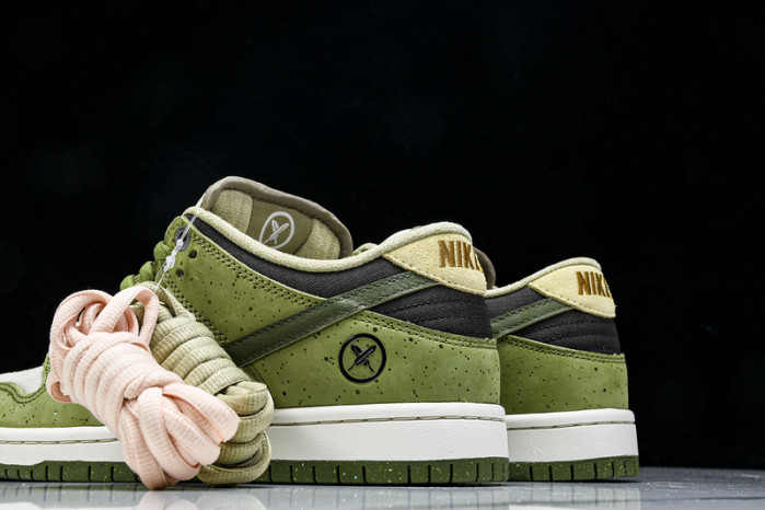 Nike Dunk Low HF8022-300