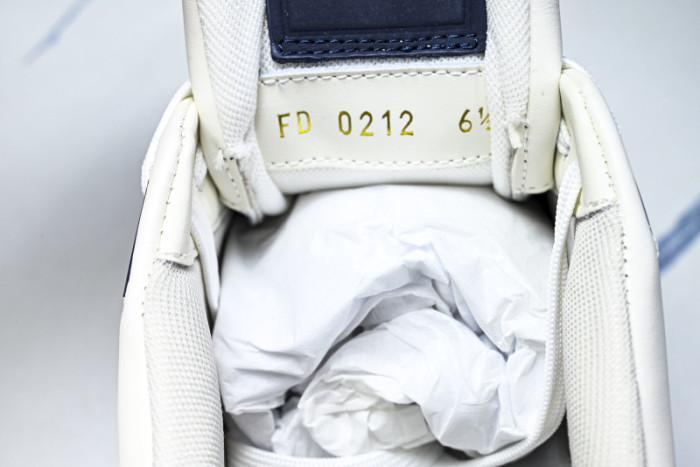 LVT SNEAKERS LVSRS-0072