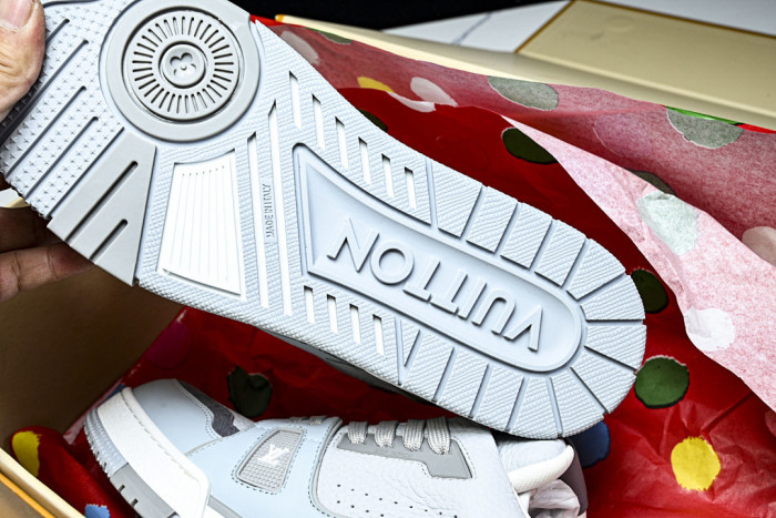 LVT SNEAKERS LVSRS-0127