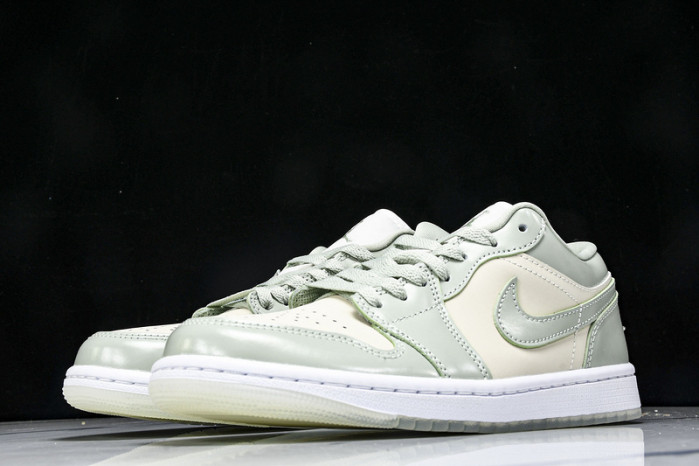 Air Jordan 1 Low OG HF4078-100