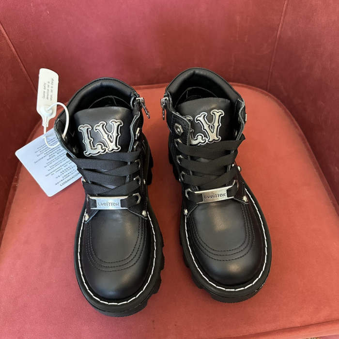 L**V**T* BOOTS LVTBS-016