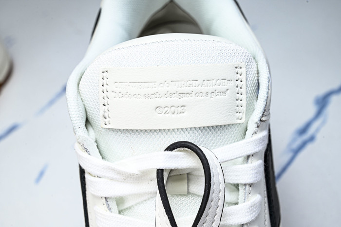 OFF-WHITE OTHERS OFOS-097