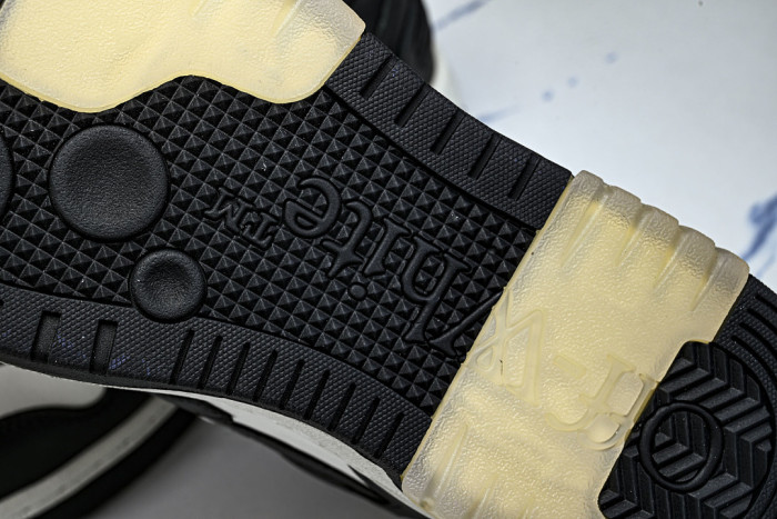 OFF-WHITE OTHERS OFOS-095