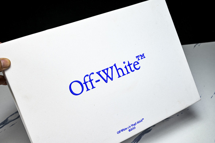 OFF-WHITE OTHERS OFOS-095