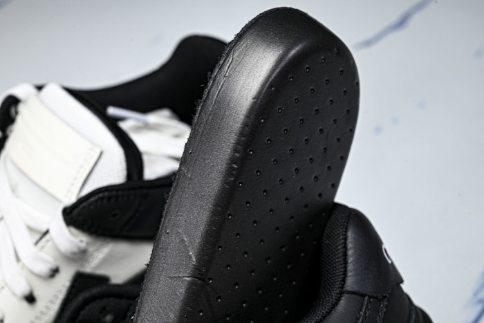 OFF-WHITE OTHERS OFOS-095