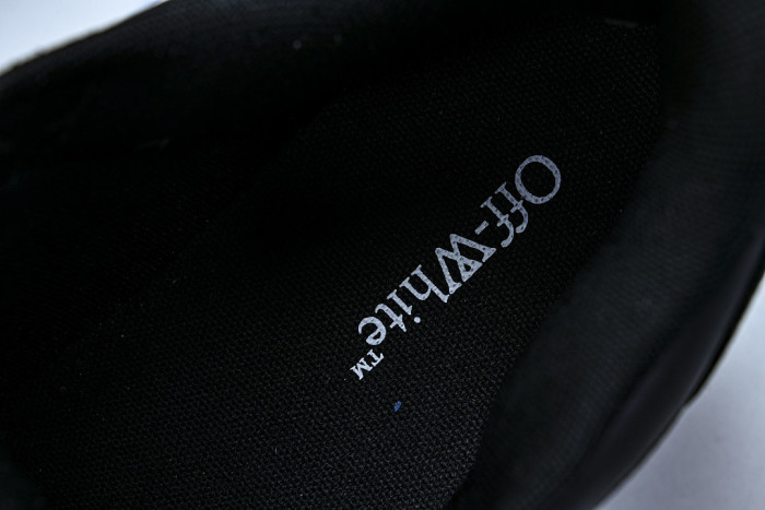 OFF-WHITE OTHERS OFOS-095