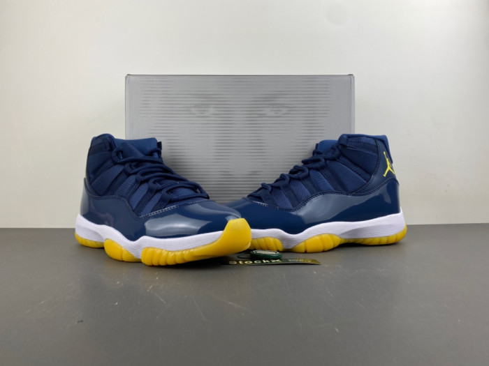 Air Jordan 11 Retro AT7802-115