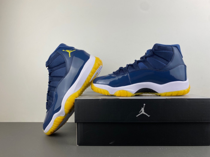 Air Jordan 11 Retro AT7802-115