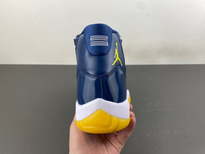 Air Jordan 11 Retro AT7802-115