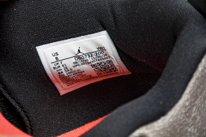 Jordan 4 Retro "Taupe Haze" DB0732-200