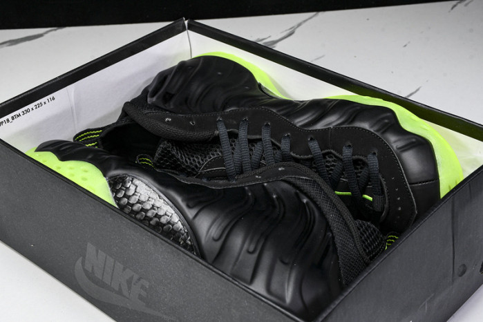 Nike Air Foamposite One “Volt” HF2902-001