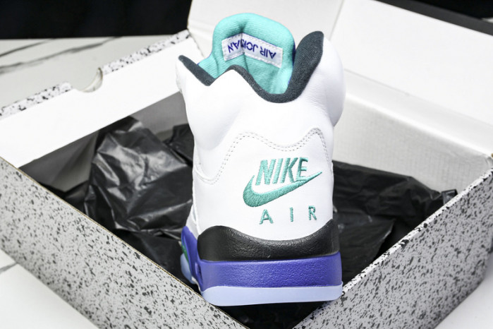 Air Jordan 5 Low HQ7978-100