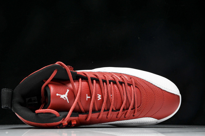 Air Jordan 12 130690-600