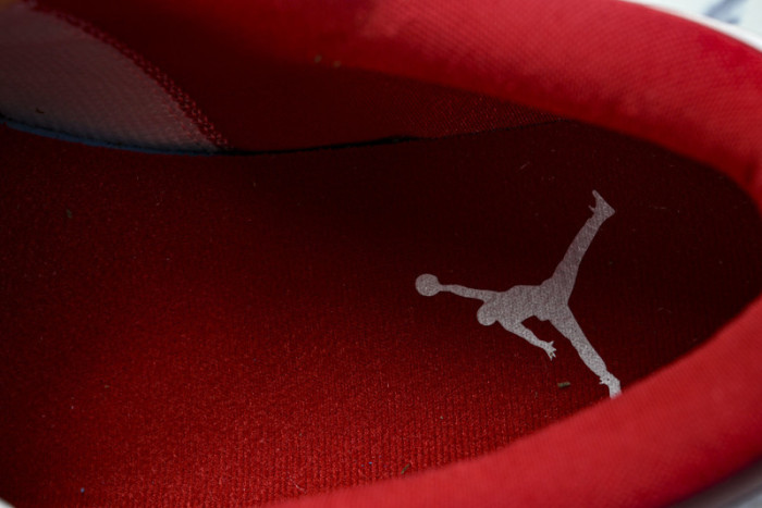 Air Jordan 1 Low 553558-611