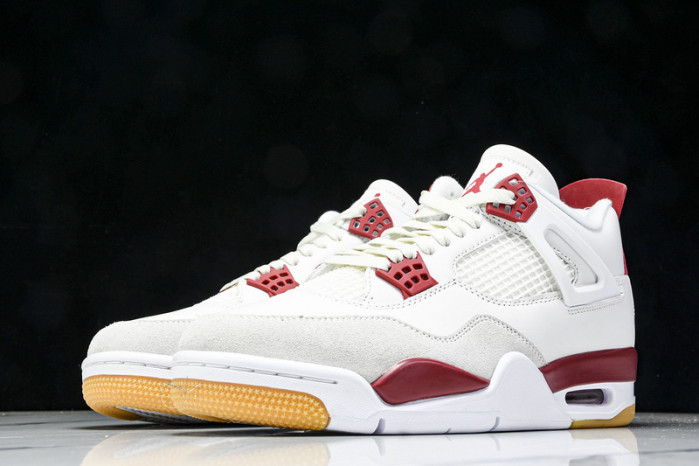 Jordan 4 Retro SB Varsity Red DR5415-106