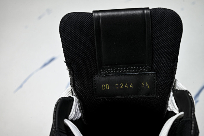 LVT SNEAKERS LVSRS-0205