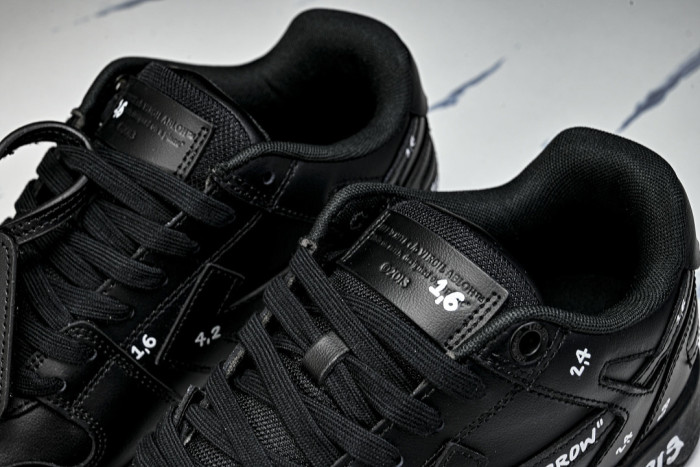 OFF-WHITE OTHERS OFOS-092