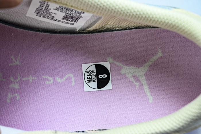 Travis Scott x Air Jordan 1 Low OG IQ7604-100