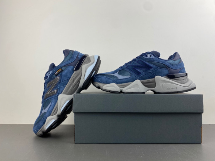 New Balance U906023D