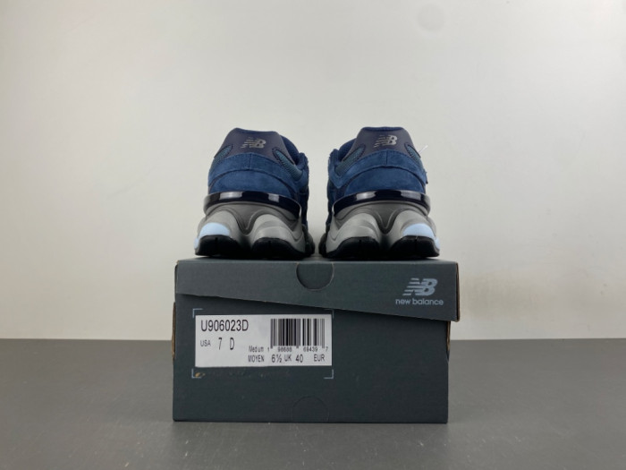 New Balance U906023D