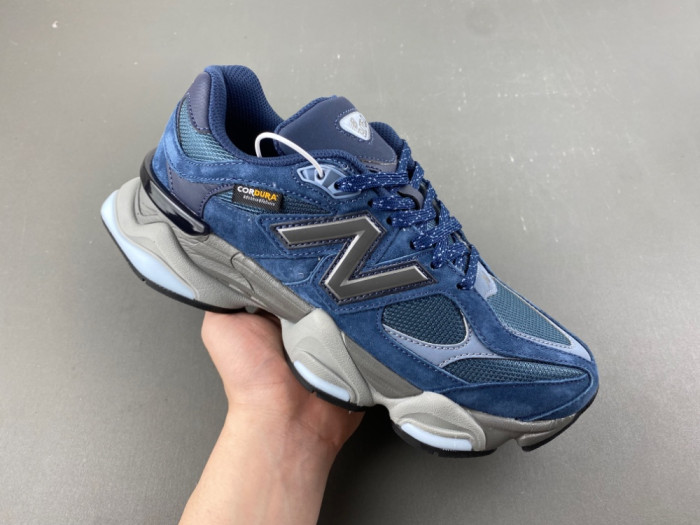 New Balance U906023D