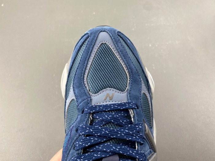 New Balance U906023D
