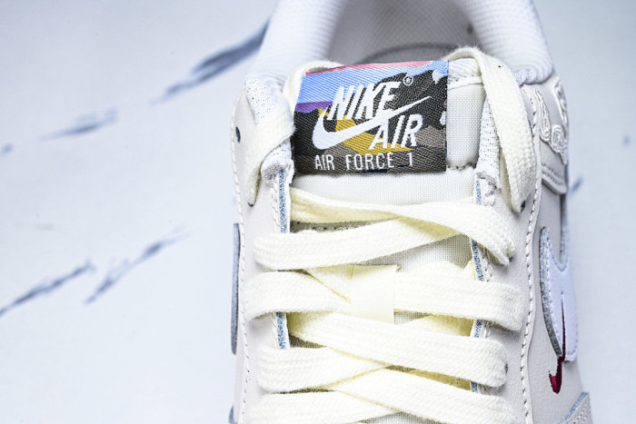 Nike Air Force 1