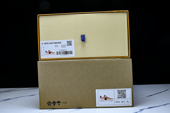 LVT SNEAKERS LVSRS-0237