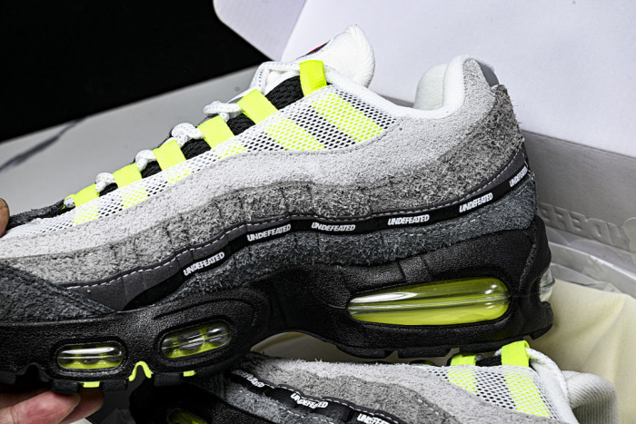Nike Air Max 95 SP IB4523-004