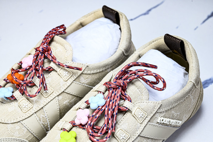 LOU VUIT SNEAKERINA LVSTSN-010