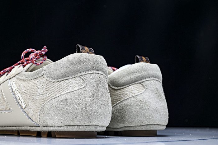 LOU VUIT SNEAKERINA LVSTSN-010