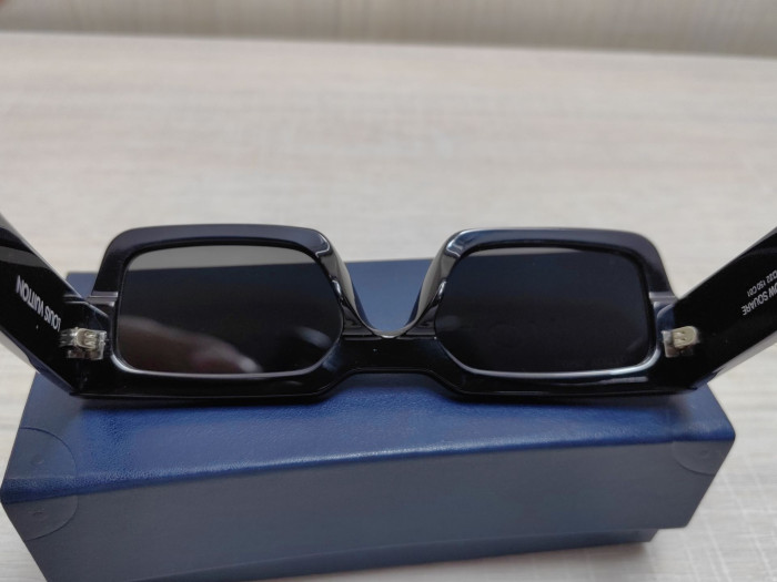 GLASSESS LV L-002