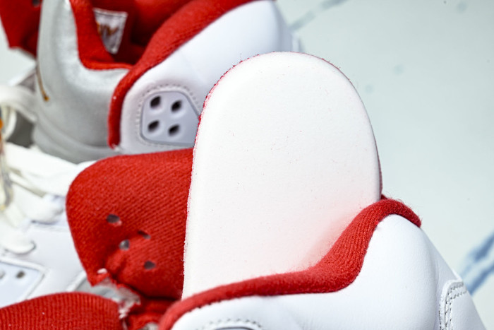 Air Jordan 5 Retro OG
