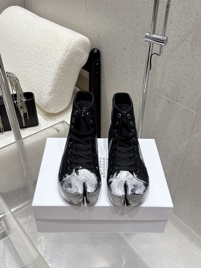 Ma*iso*n Mar*giela MAMA-0162