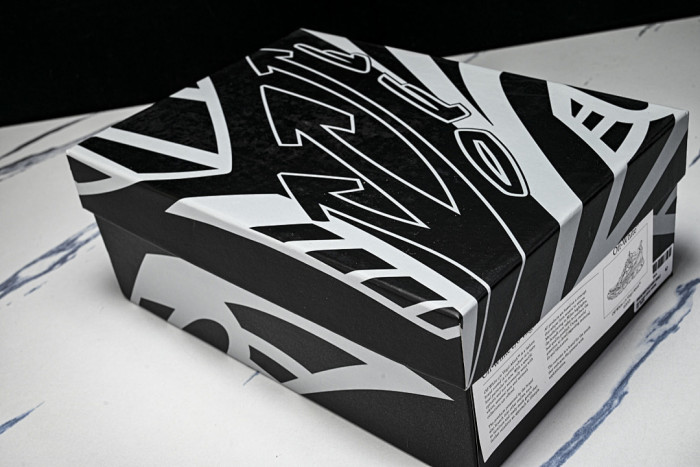 C/O SNEAKERS CO-057