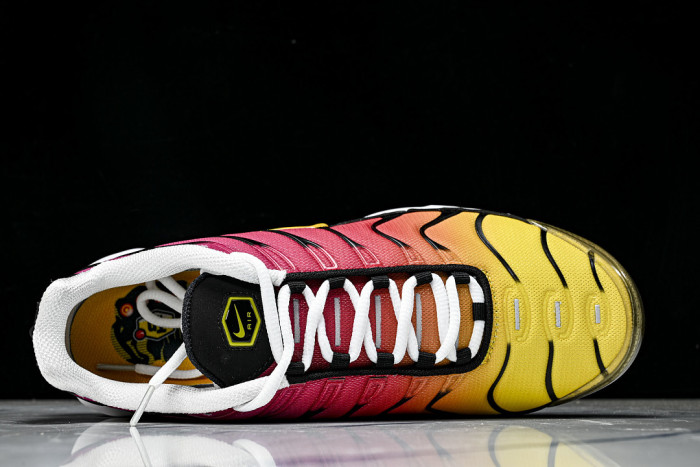 Swarovski x Nike Air Max Plus DX0755-600