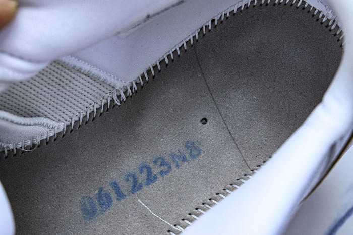 Air Jordan 11 Low “Mother’s Day” AH7860-102