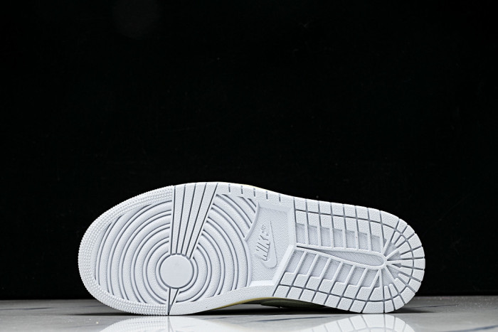 Air Jordan 1 Low DC0774-108