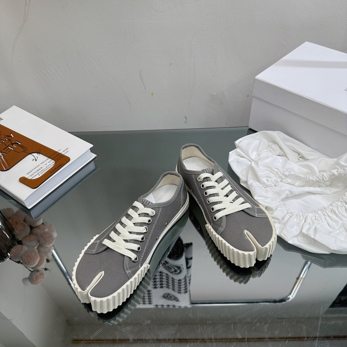 Ma*iso*n Mar*giela MAMA-0158
