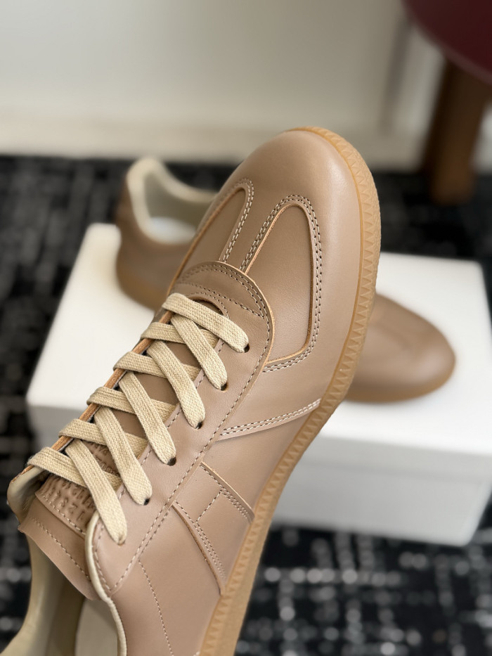 Ma*iso*n Mar*giela MNMA-0220