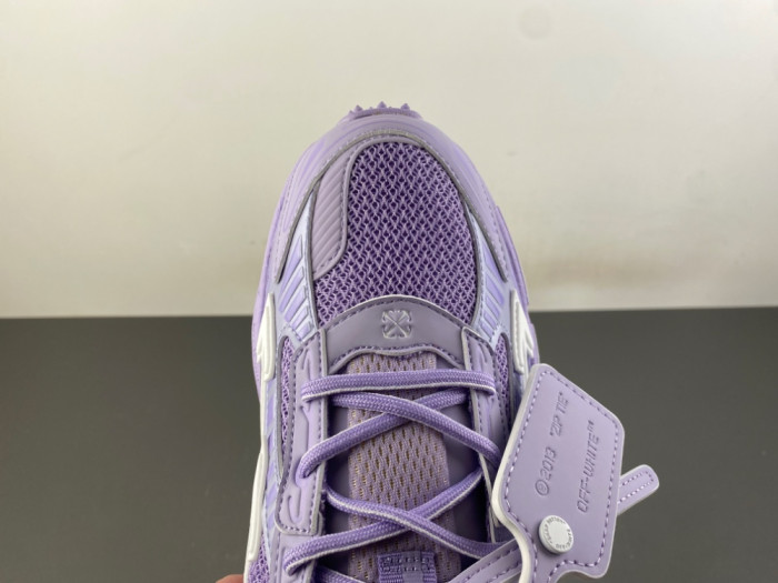 C/O​ SNEAKERS CO-079