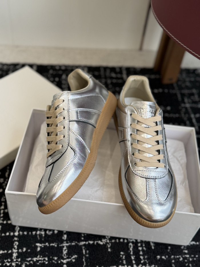 Ma*iso*n Mar*giela MNMA-0219
