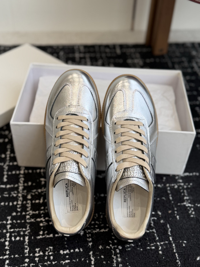 Ma*iso*n Mar*giela MNMA-0219