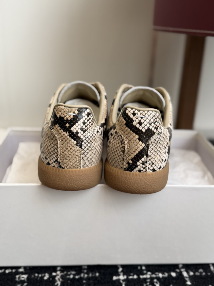 Ma*iso*n Mar*giela MNMA-0241