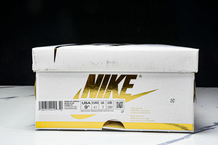 Air Jordan 1 High OG "Metallic Gold" FD2596-107
