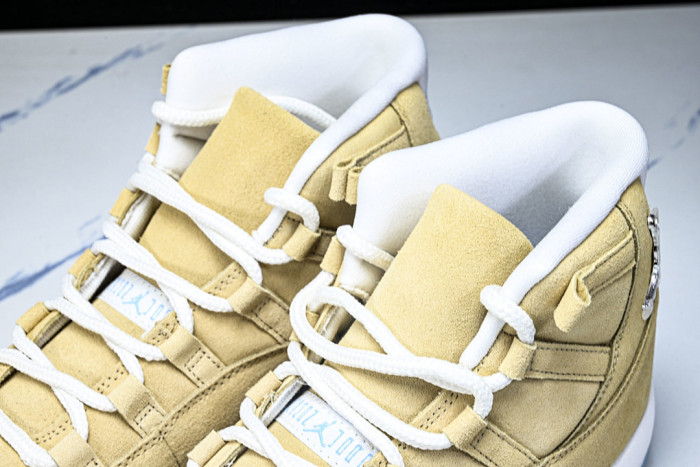 Air Jordan 11 Retro "H-Town" IO8960-707
