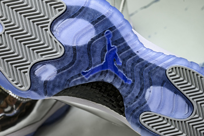 Air Jordan 11 Retro CT8012-730