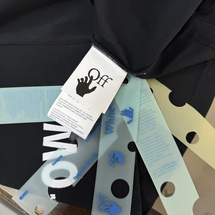 O*FF W*HITE CLOTHERS OWOS-006