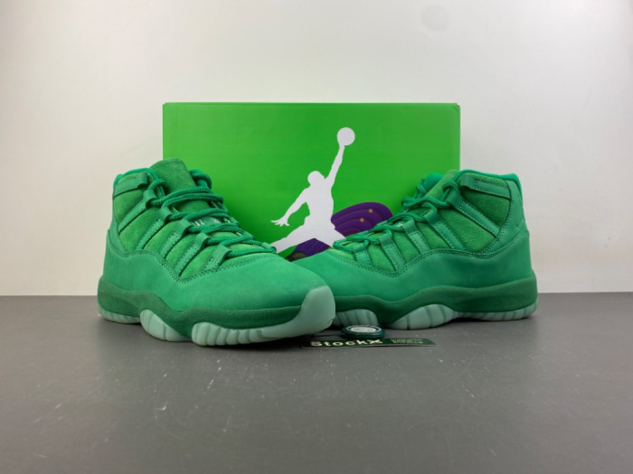 Air Jordan 11 Retro lQ5700-900